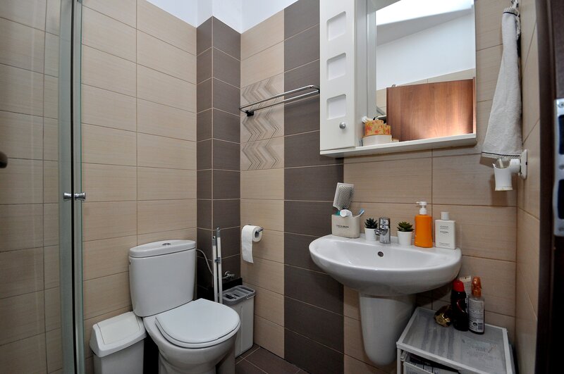 Drumul Taberei Ghencea Drumul Cooperativei garsoniera etaj 1, bloc nou